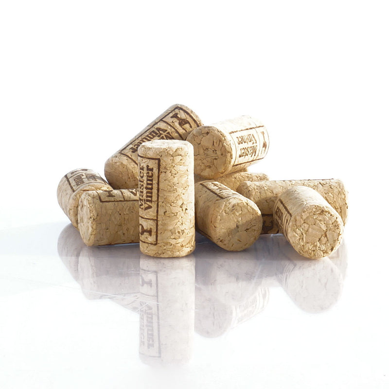 #8 Straight corks 7/8" by 1 3/4" in a pile