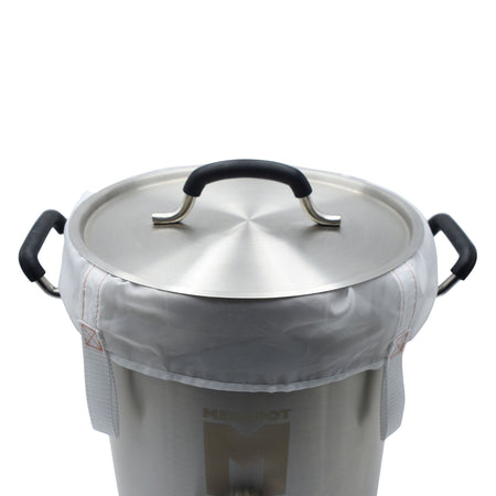 The reusable Brew Bag set in a brew kettle with a lid on