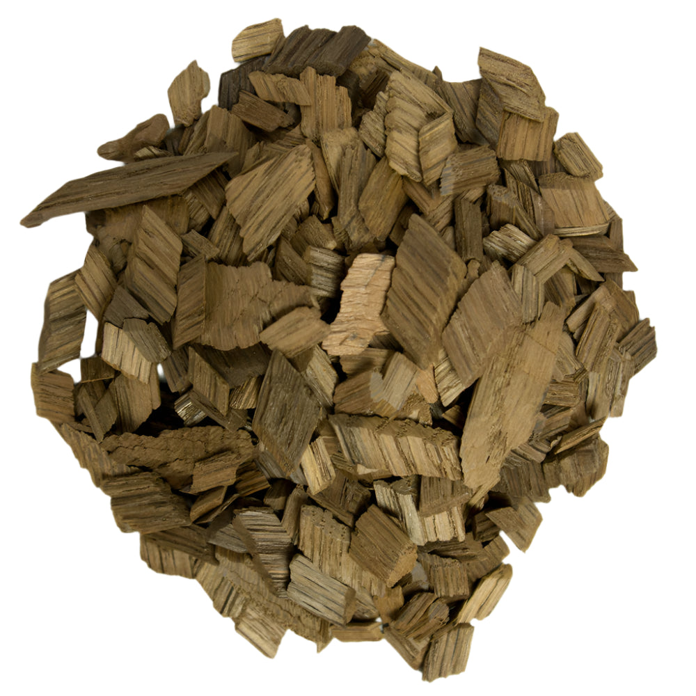 American Medium Toasted Oak Chips in a pile