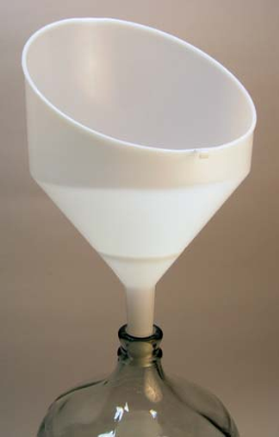 The 9-inch anti-splash funnel with strainer in use