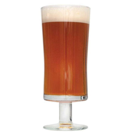 A tall glass of La Petit Orange homebre
