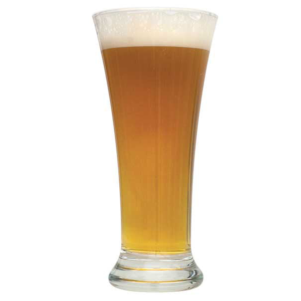 Hank's Hefeweizen homebrew in a tall drinking glass